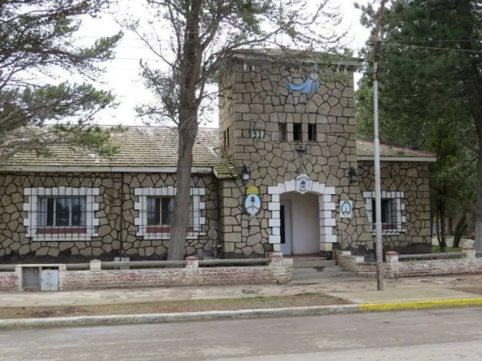 Personal de la Subcomisaría 75 de Pilcaniyeu detuvo al presunto autor del homicidio. 