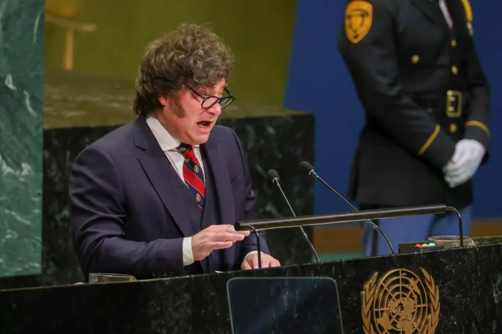“Las Malvinas son argentinas y se defienden con hechos, no palabras”, expresó Milei.