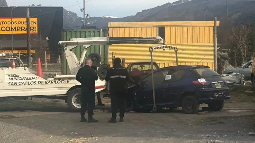 El momento del secuestro del vehículo.  