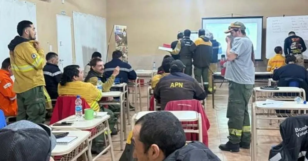 Continúan sumando capacitaciones de caras al verano.