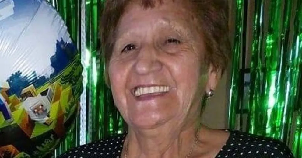 Si alguien ve a Marta, comunicarse con la comisaría más cercana. 