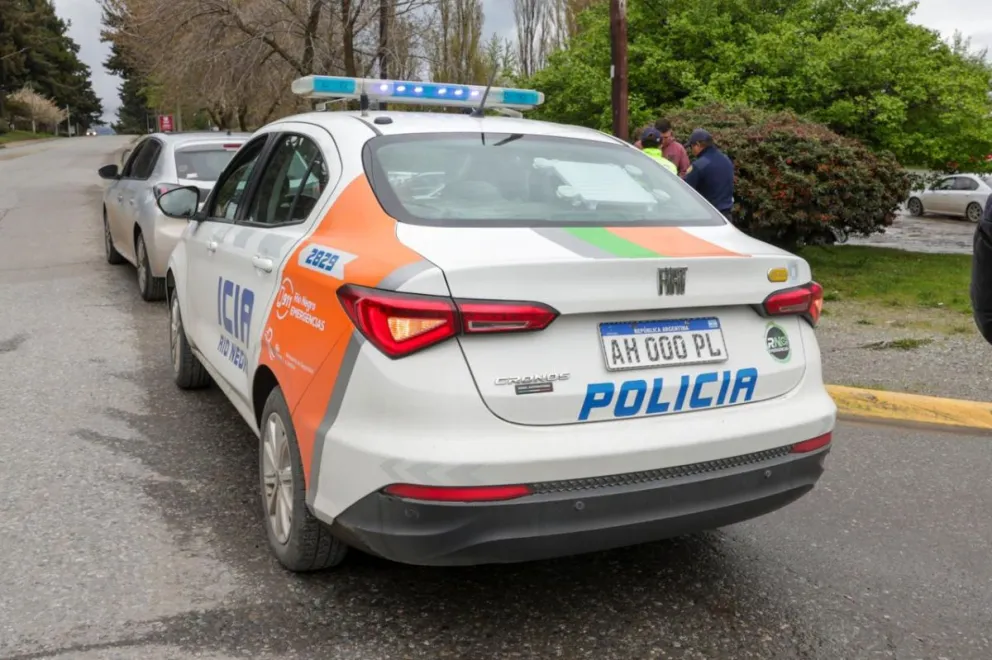 Persecución y secuestro de un rodado en el ingreso este a la ciudad. 