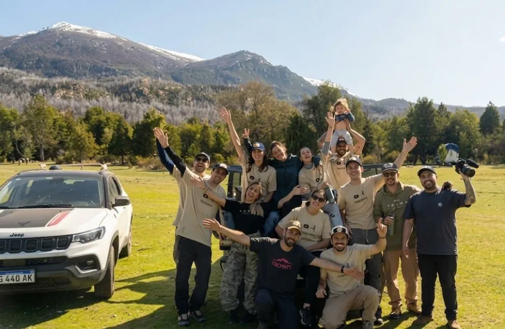 Se reunirán para juntos, continuar reforestando el bosque que fue afectado por el fuego. 