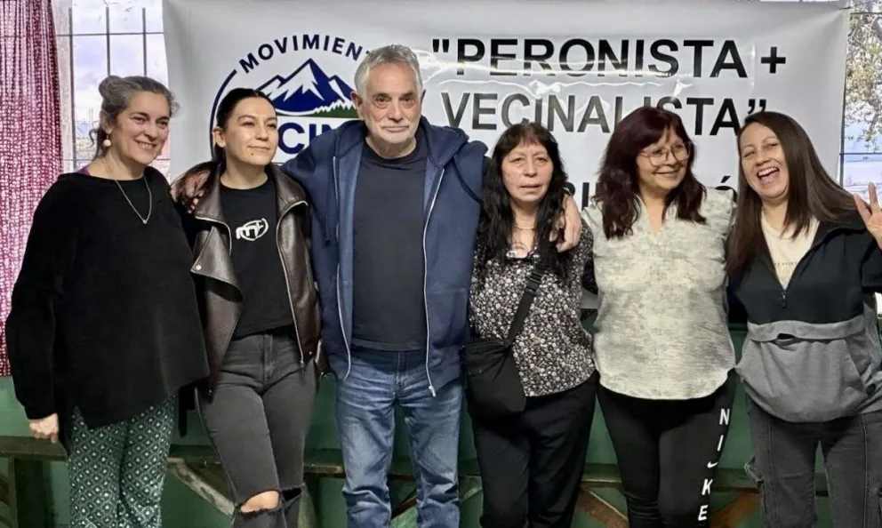 Osvaldo Nemirovsci es candidato por el partido Movimiento Vecinal por Bariloche. 