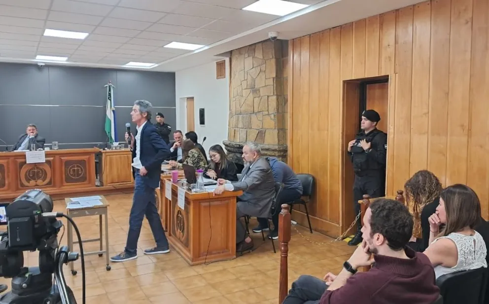 El fiscal jefe Martín Losada abrió los alegatos finales. Foto MPF.